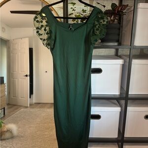 Elegant Green Dress with Sheer Sleeves